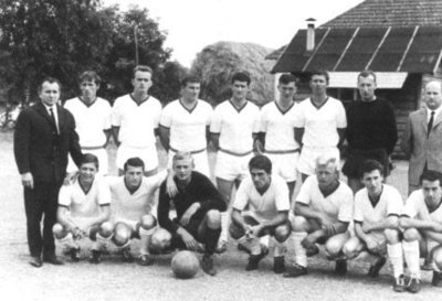 Bild 9 Mannschaftsfoto 1966