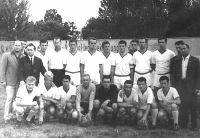 Bild 7 Mannschaftsfoto 1964